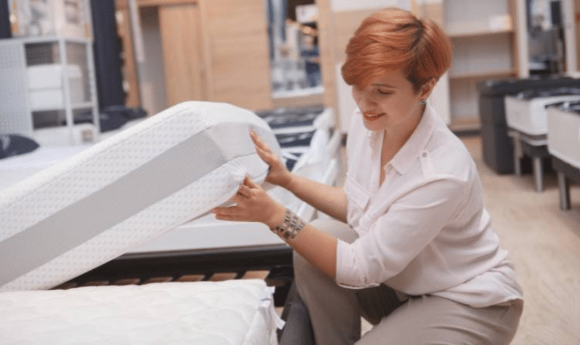 how to choose an organic and eco-friendly mattress for your sleep style